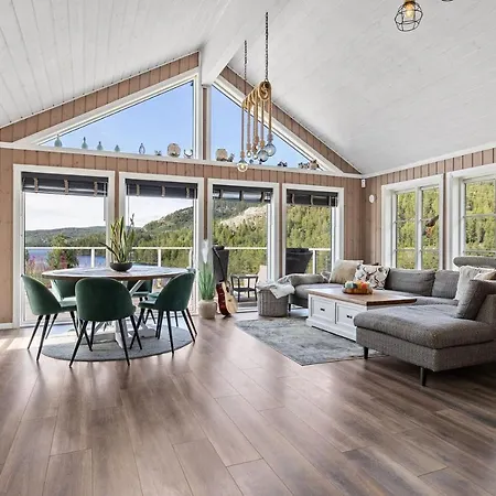 بيت للعطل Libehi Panorama *