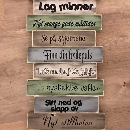 بيت للعطل Libehi Panorama Lona